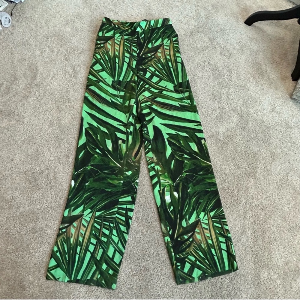 Zara Green Leaf Print Wide Leg Pants - Picture 2 of 5